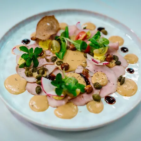 Zum Goldenen Loewen Мини-отель Наудерс