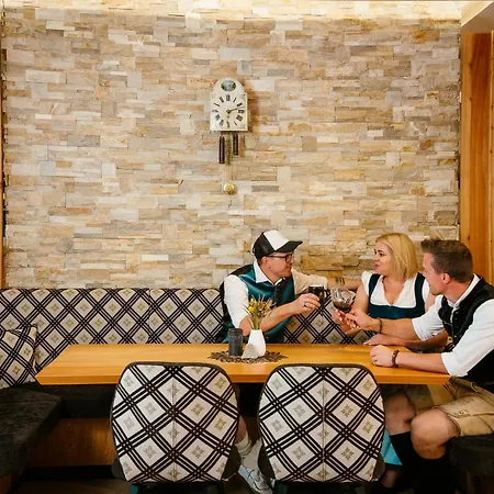 Zum Goldenen Loewen Locanda Nauders