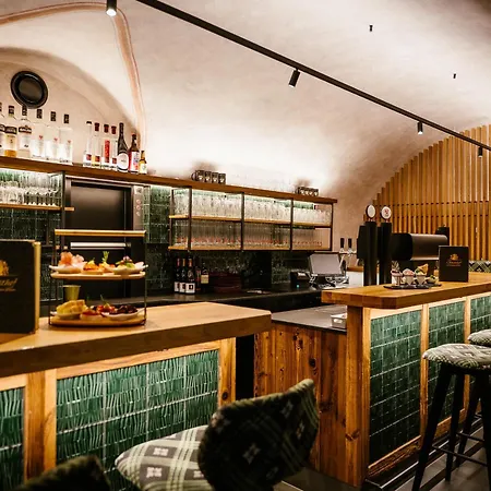 Locanda Zum Goldenen Loewen 4*