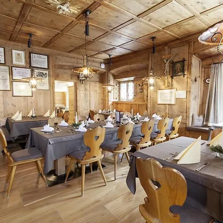 Värdshus Zum Goldenen Loewen 4*