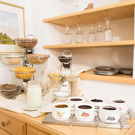 Zum Goldenen Loewen Värdshus 4*