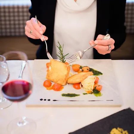 Zum Goldenen Loewen 4*