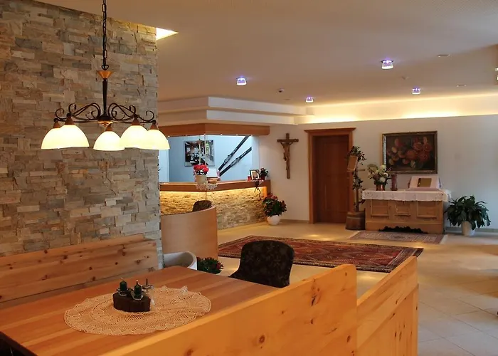 Locanda Zum Goldenen Loewen 4*