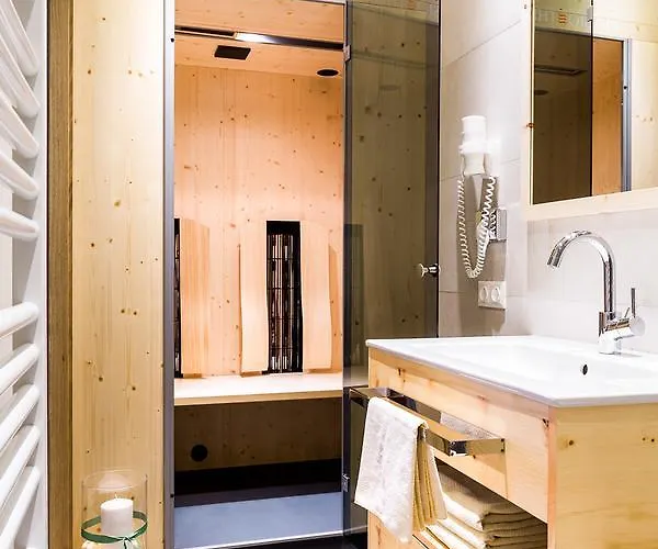 Locanda Zum Goldenen Loewen 4*