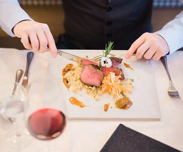 Zum Goldenen Loewen Nauders