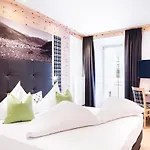 Zum Goldenen Loewen Estalagem 4*